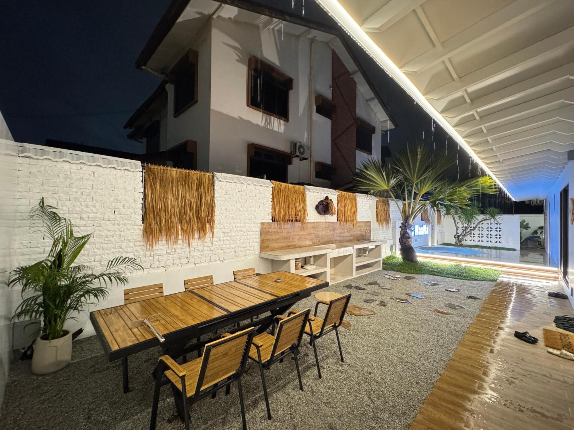 Villa Paapa & Maama Luxurious Private Pool Johor Bahru