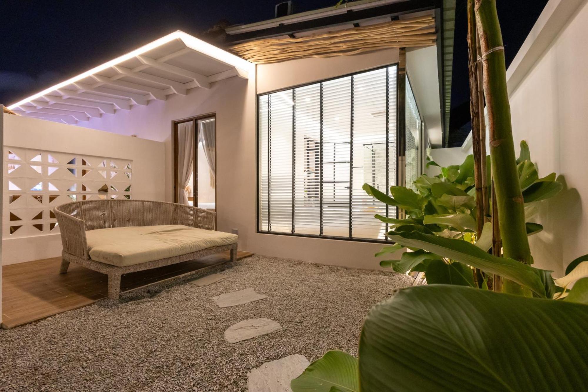 Paapa & Maama Luxurious Private Pool Villa Johor Bahru